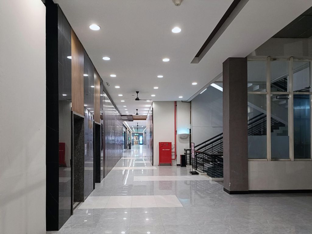 Светодиодное освещение в офисе