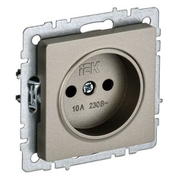 Штепсельная розетка встраиваемая IEK BRITE 10А BR-R10-10-K37 РС10-1-0-БрШ без з/к и шторками шампань