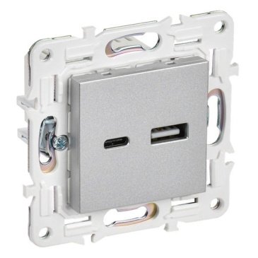 Розетка встраиваемая USB IEK SKANDY A+C 18Вт SK-U22-018-K23 SK-R13S серебряный