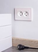 Штепсельная розетка встраиваемая двойная IEK BRITE 10А BR-R20-10-K36-F РС12-2-БрЖ без з/к и шторками в сборе жемчуг