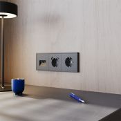 Рамка пластиковая VOLTUM S70 на 3 поста графит