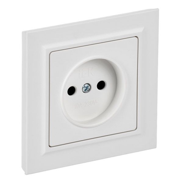 Штепсельная розетка встраиваемая IEK BRITE 10А BR-R10-10-K91-F РСР10-1-0-БрАБ без з/к без шторк в сборе арктический белый