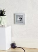Штепсельная розетка встраиваемая IEK BRITE 16А BR-R11-16-K47 РС11-1-0-БрА с з/к без з/ш  алюминий