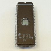 микросхема   8x  32K /27C256-250/