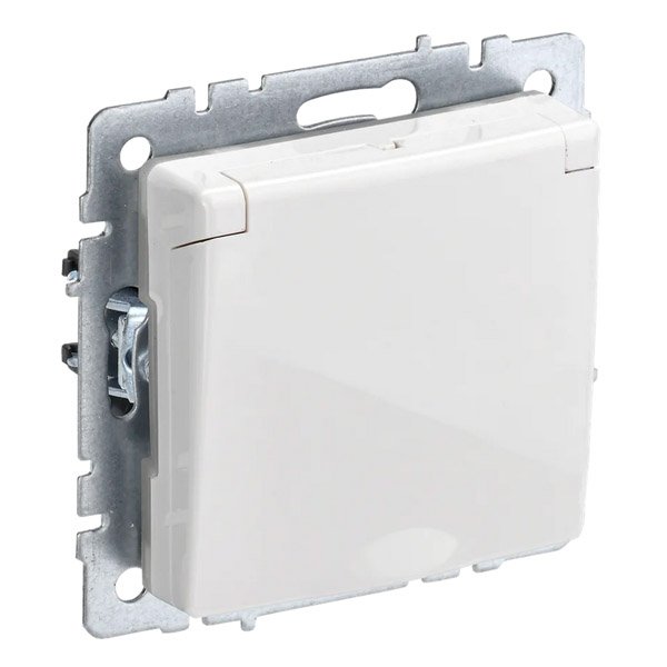 Штепсельная розетка встраиваемая IEK BRITE 16А BR-R16-16-44-K01 РСбш10-3-44-БрБ с з/к и шторками с крышкой белый IP44