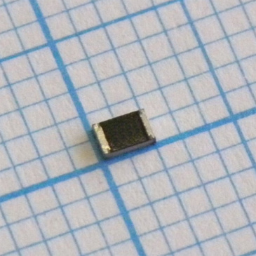 Резистор чип 0805      20.0R
