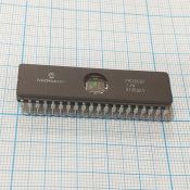 микросхема PIC16C67/JW