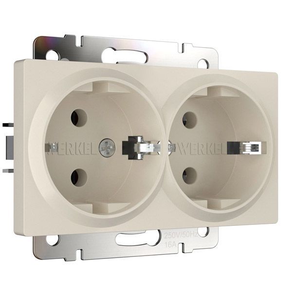 Штепсельная розетка встраиваемая двойная WERKEL 16A 250V W1172062 с/з айвори матовый