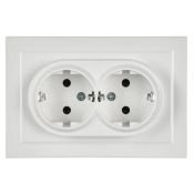Штепсельная розетка встраиваемая двойная IEK BRITE 16А BR-R21-16-K01-F РС12-3-БрБ с з/к без з/ш в сборе белый