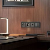 Рамка металлическая 4 поста WERKEL Platinum W0042608 черный алюминий