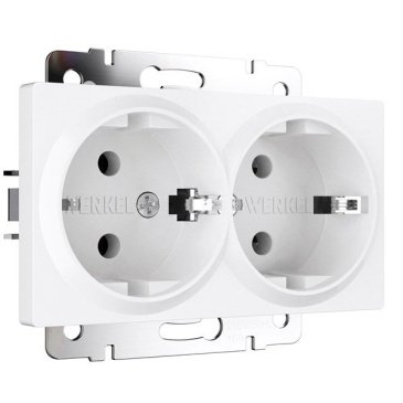 Штепсельная розетка встраиваемая двойная WERKEL 16A 250V W1172061 с/з белый матовый