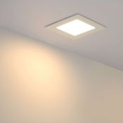 Встраиваемый светильник   5W Белый  020120 DL-93x93M-5W 220V IP20 квадратный белый Уценка!!!