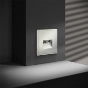 Розетка телевизионная встраиваемая VOLTUM S70 TV+RJ45 кат. 6 сталь