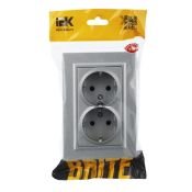 Штепсельная розетка встраиваемая двойная IEK BRITE 16А BR-R24-16-K47-F РСш12-3-БрА с з/к и шторками в сборе алюминий
