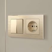 Рамка металлическая 2 поста WERKEL Aluminium W0021711 шампань