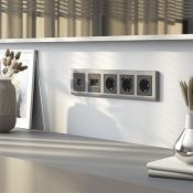 Штепсельная розетка встраиваемая WERKEL 16A 250V W1171064 с/з графит матовый