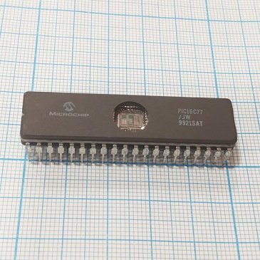 микросхема PIC16C77/JW