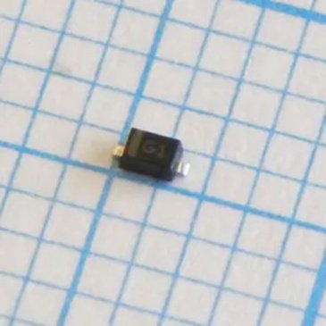 Cтабилитрон (супрессор)     3.3V ESD3V3D5