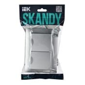 Штепсельная розетка встраиваемая двойная IEK SKANDY 16А SK-R26-16-44-K23-F SK-R12S с з/к со штороками и крышкой в сборе серебряный IP44