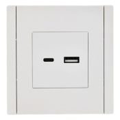 Розетка встраиваемая USB IEK FORTE&PIANO A+C 3,1А FP-U22-D31-K01 FP250 белый