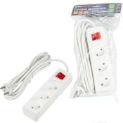 удлинитель без заземления и выключателем Uniel UL-00009995 S-CU3-3B WHITE 3м Ultra