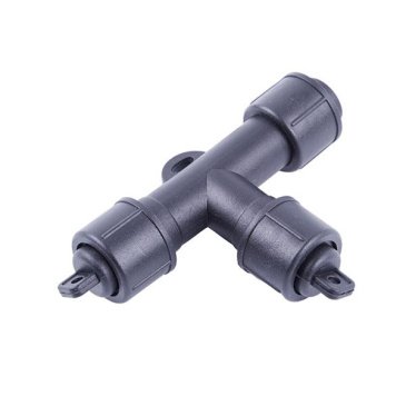 Соединитель для гирлянд Т-образный UL-00013228 UTC-F90 Y3 BLACK черный 1 вход-2 выхода IP67