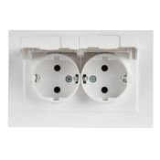 Штепсельная розетка встраиваемая двойная IEK BRITE 16А BR-R26-16-44-K91-F РСбш12-3-44-БрАБ с з/к и шторками с крышкой арктический белый IP44