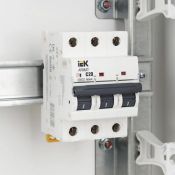 Автоматический выключатель 3-пол. 20А M06N C 6kA AR-M06N-3-C020 ARMAT IEK