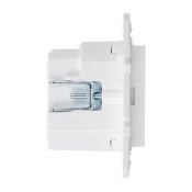 Штепсельная розетка встраиваемая IEK SKANDY 16А SK-R14-16-U14-018-K01 SK-R17W с з/к и шторками с USB A+C 18Вт арктический белый