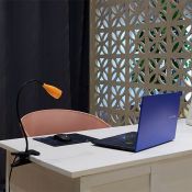 светильник настольный   4W UL-00010748 ULM-D501 4W-4000K ORANGE на прищепке оранжевый светильник настольный   4W UL-00010748 ULM-D501 4W-4000K ORANGE на прищепке оранжевый
