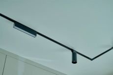 Трековый светильник однофазный  10W Белый дневной SOLID HALS DK6440-BK IP20 на шинопровод черный