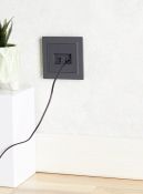 Розетка встраиваемая компьютерная двойная IEK BRITE BR-K20-1-K53 РК10-2-БрГ RJ45 кат.5E графит