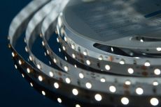 Светодиодная лента Белый 2835/3528 12V  4.8W/m  60Led/метр 00-00000524 DSG 3528 W 60L-V12-IP33  LUX