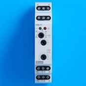 Реле времени CRM-2T/UNI 12-240 V задержки включения по схеме звезда/треугольник