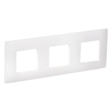 Рамка пластик 3 поста IEK SKANDY SK-M32-K01 SK-F03W арктический белый