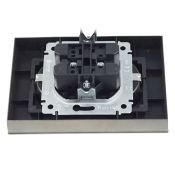 Штепсельная розетка встраиваемая двойная IEK BRITE 16А BR-R24-16-K37-F РСш12-3-БрШ с з/к и шторками в сборе шампань
