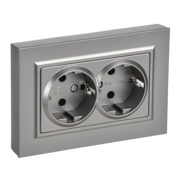 Штепсельная розетка встраиваемая двойная IEK BRITE 16А BR-R27-16-K46-F РСПл12-3-БрС с з/к без з/ш в сборе плоская сталь