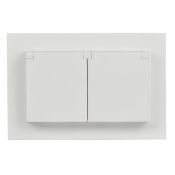Штепсельная розетка встраиваемая двойная IEK BRITE 16А BR-R26-16-44-K01-F РСбш12-3-44-БрБ с крышкой в сборе белый IP44
