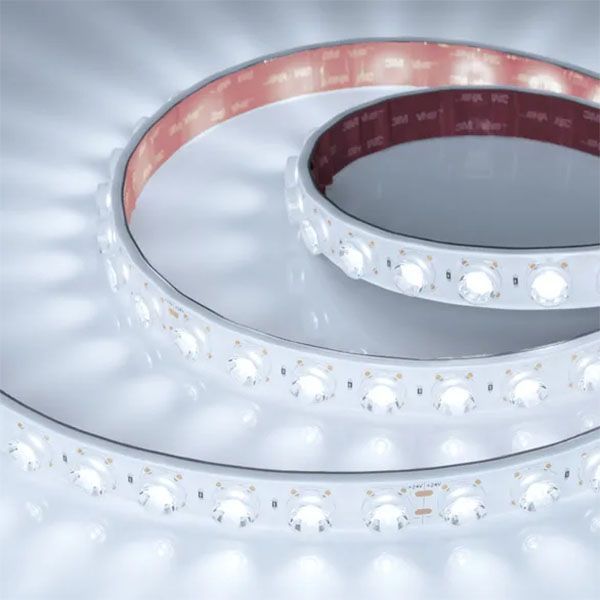 Светодиодная лента Белый 2835 24V 21W/m 42Led/метр 049304 FLT-PS-A42-23mm 15deg 6000K IP67