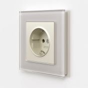 Штепсельная розетка встраиваемая WERKEL 16A 250V W1171062 с/з айвори матовый