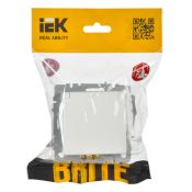 Штепсельная розетка встраиваемая IEK BRITE 16А BR-R16-16-K01 РСбш10-3-БрБ с з/к и шторками с крышкой белый IP20