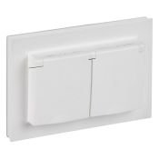 Штепсельная розетка встраиваемая двойная IEK BRITE 16А BR-R26-16-44-K91-F РСбш12-3-44-БрАБ с з/к и шторками с крышкой арктический белый IP44
