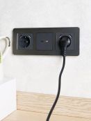 Штепсельная розетка встраиваемая IEK BRITE 16А BR-R14-16-U21-D21-K53 РЮш10-1-БрГ с з/к и шторками с USB A+A 2,1А графит