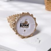 фигурка  светодиодная на батарейках «Ёлка золотистая» 6х17х6 см, пластик, LR44 , свечение тёплое белое