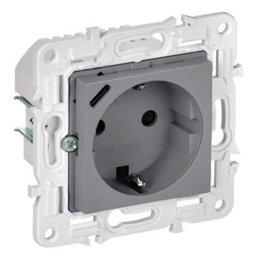 Штепсельная розетка встраиваемая IEK SKANDY 16А SK-R14-16-U14-018-K03 SK-R17Gr с з/к и шторками с USB A+C 18Вт серый