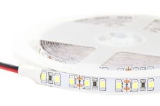 Светодиодная лента Белый холодный 2835 12V  9.6W/m 120Led/метр 600SMD2835NWcw-typeB