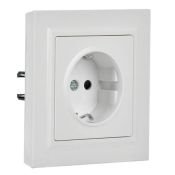 УДАЛЕНО Штепсельная розетка встраиваемая IEK BRITE 16А BR-R14-16-K01-F РСР14-1-0-БрБ с з/к и шторками в сборе белый Уценка!!!