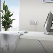 Штепсельная розетка встраиваемая WERKEL 16A 250V W1171606 с WIFI с/з с защитными шторками серебряный