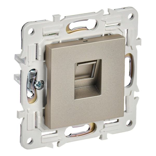 Розетка встраиваемая компьютерная IEK SKANDY SK-K10-1-K37 SK-K01Sh RJ45 кат.5E шампань
