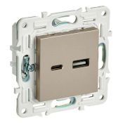 Розетка встраиваемая USB IEK SKANDY A+C 3,1А SK-U22-D31-K37 SK-R14Sh шампань